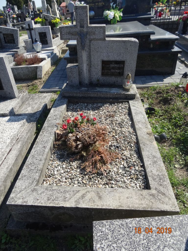 Walenty Piwowarczyk  1865 Uście Solne - Grobonet - Wyszukiwarka osób pochowanych